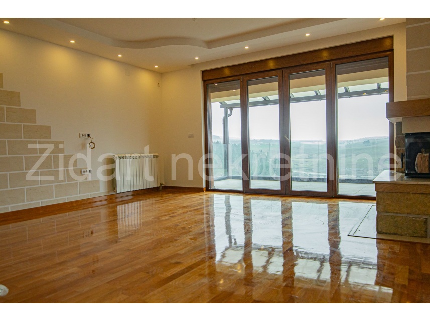 Квартира, 721 м², 137 000$ — FAKTOR